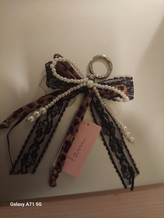 I am Accessories - Leopard Print and Lace Bow Keychain
